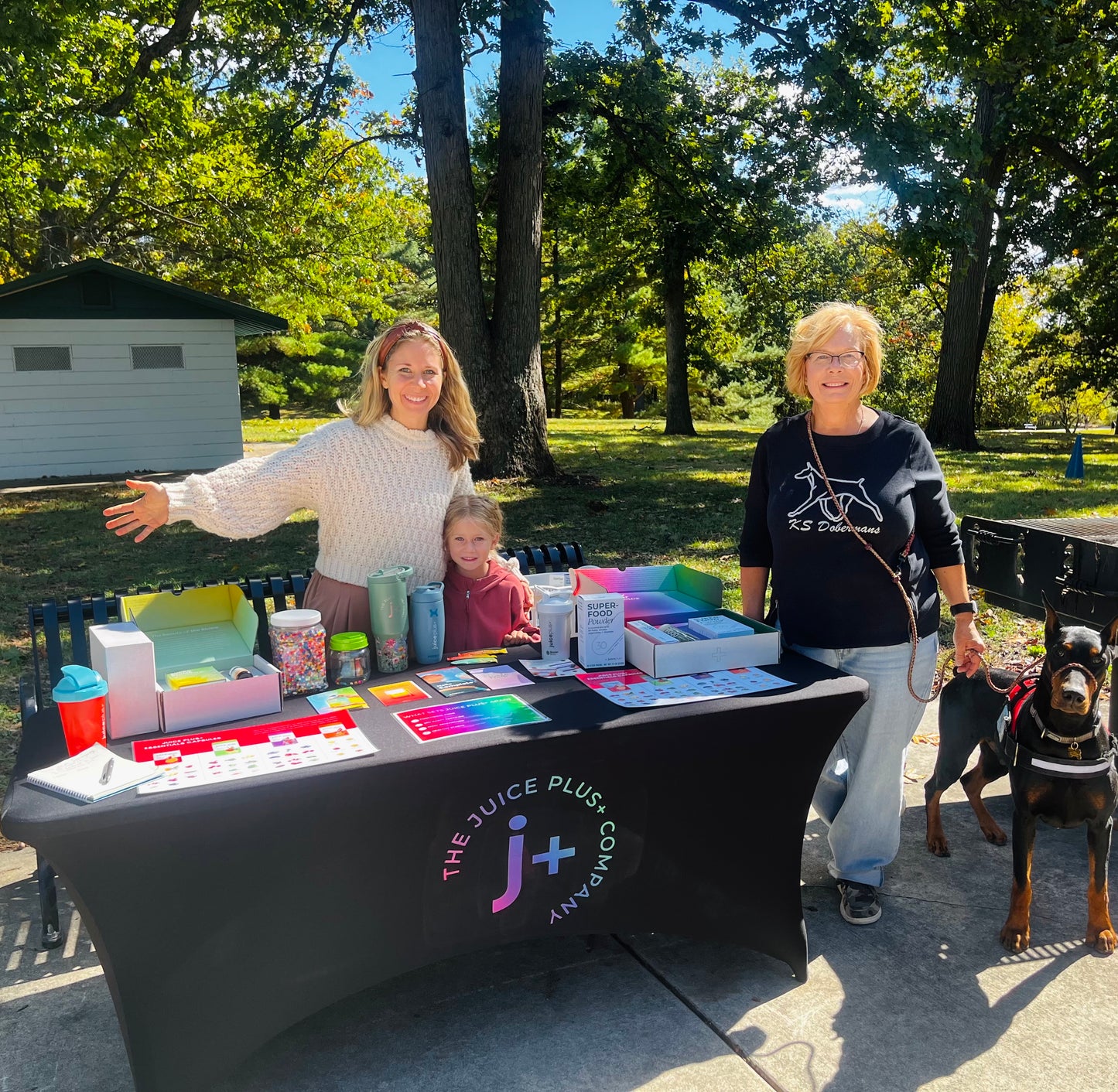 Juice Plus Stretch Table Cover