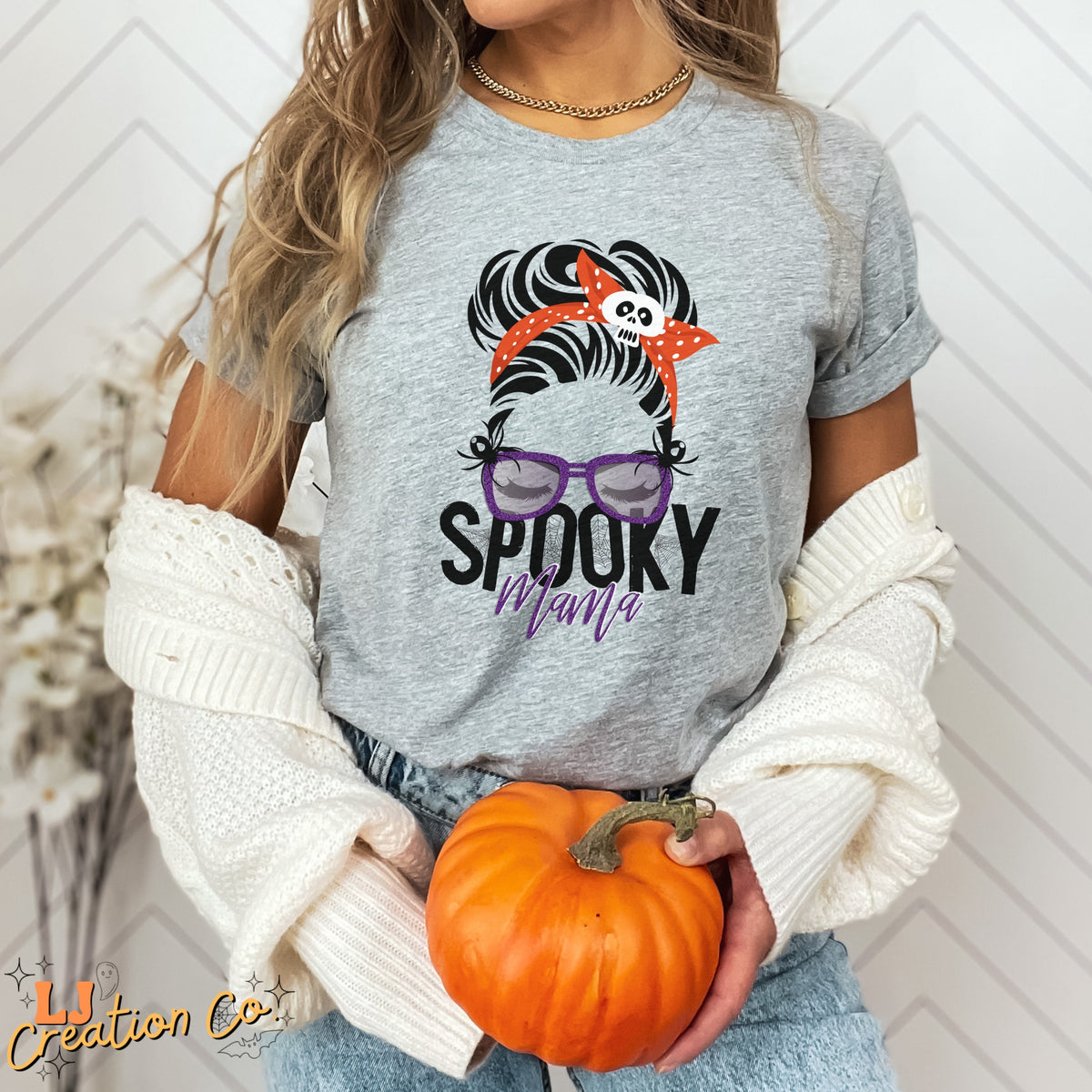 Spooky Mama Halloween T-Shirt – Messy Bun Mom Tee